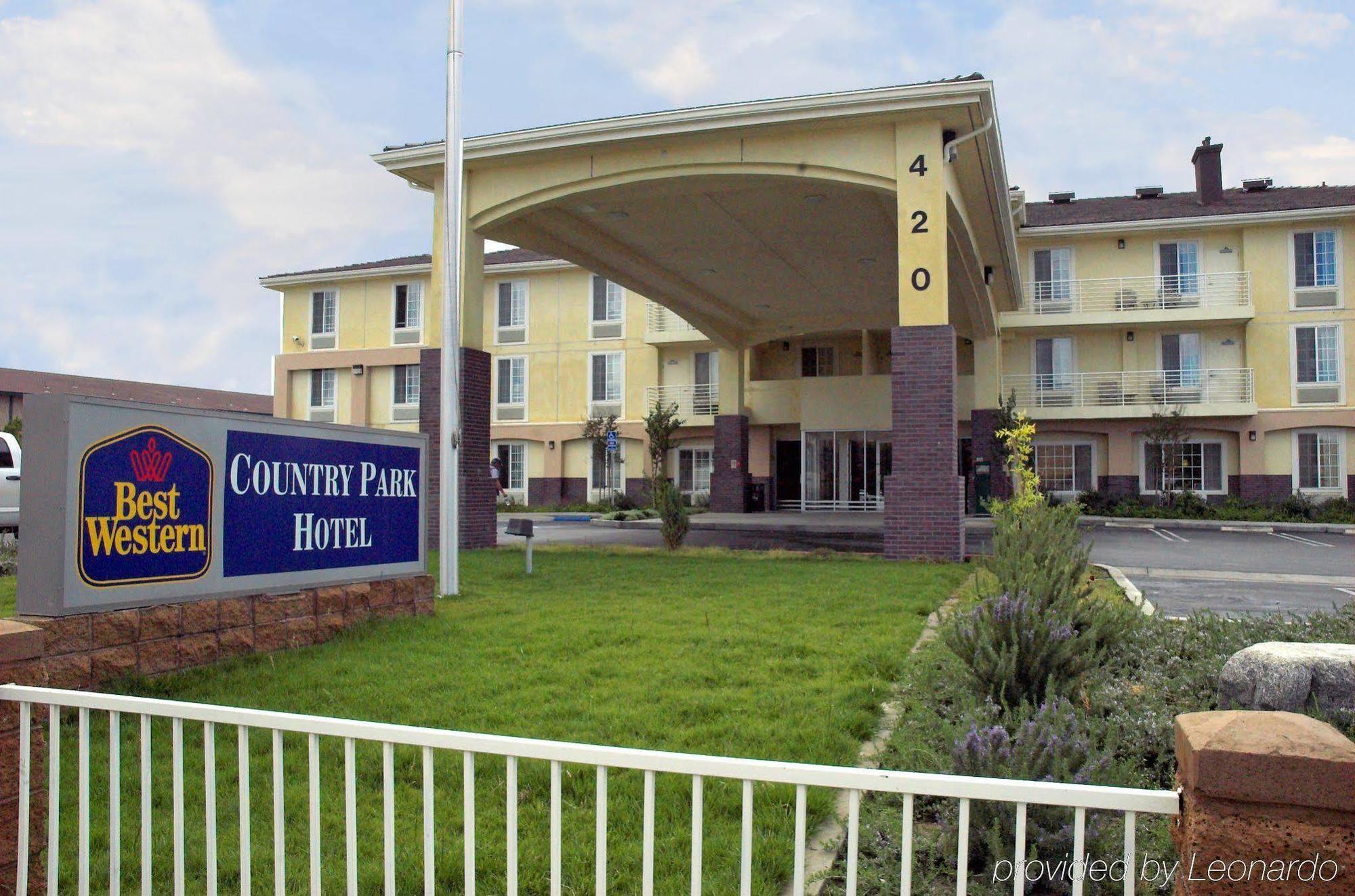 Best Western Plus Country Park Hotel Tehachapi Exterior foto